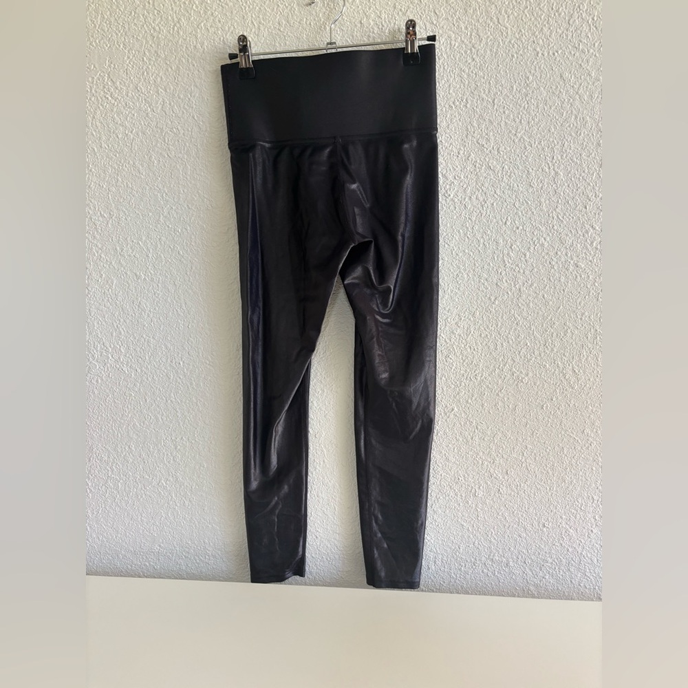 Carbon38 high waisted yoga/athletic pants black size Small